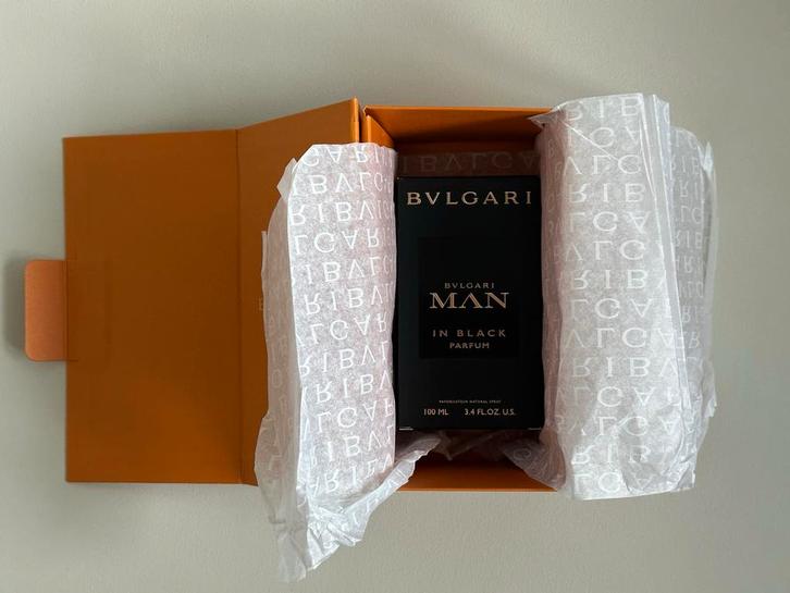 Bvlgari Man in Black Parfum 100ml - NIEUW in cadeauverpakkin, Sieraden, Tassen en Uiterlijk, Uiterlijk | Parfum, Nieuw, Verzenden