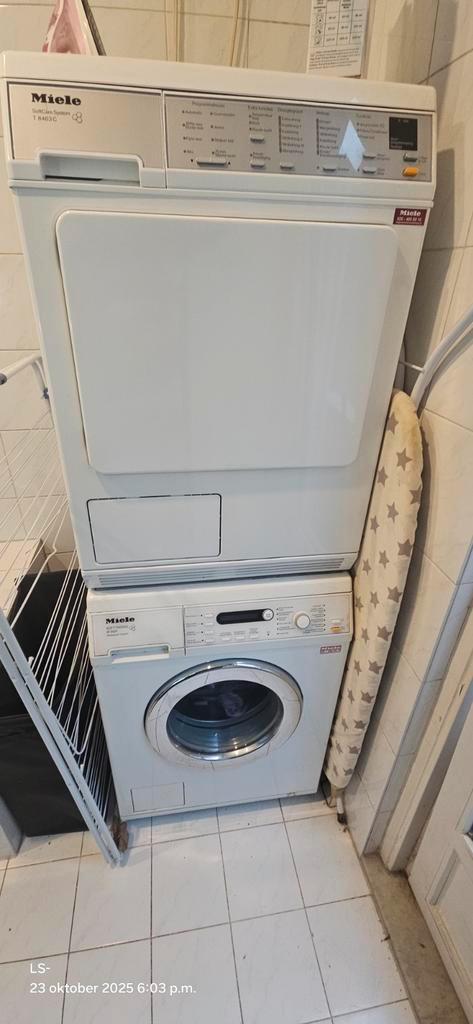 Miele Wasmachine & Droger Set - Softronic/SoftCare, Witgoed en Apparatuur, Wasmachines, Gebruikt, Voorlader, 6 tot 8 kg, 85 tot 90 cm