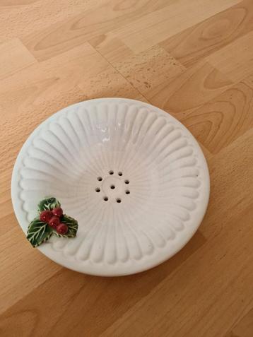 Kersen Vergiet met Kerstdecoratie beschikbaar voor biedingen