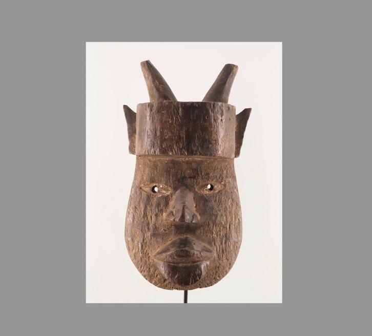 Interessant Dan masker uit Ivoorkust  (170714-04), Antiek en Kunst, Kunst | Niet-Westerse kunst, Ophalen of Verzenden