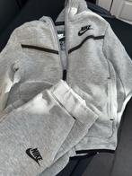 Nike Tech Trainingspak Jongens, Ophalen of Verzenden, Zo goed als nieuw, Jongen