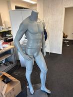 2 paspoppen(etalgepoppen), Ophalen