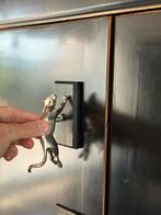 Jaguar verzilverd : beeldje / greep op kastlade deur, Ophalen of Verzenden, Zo goed als nieuw, Overige materialen, Klink of Kruk