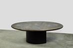 PAUL KINGMA / brutalist ronde natuurstenen salontafel, 1991, Overige materialen, Rond, Ophalen of Verzenden, Minder dan 50 cm