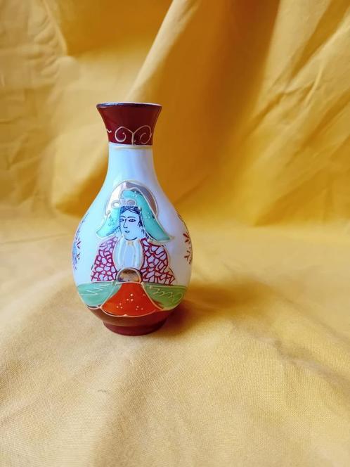 antiek japans vaasje, Antiek en Kunst, Antiek | Porselein, Ophalen of Verzenden