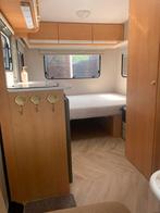 Caravelair Antares 425: lichtgewicht, mooi modern interieur, Vast bed, Luifel, Treinzit, Particulier