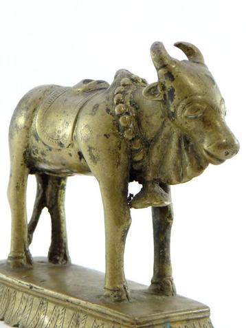 Nandi - antieke bronzen Hindu stier - India - late 18de-eeuw beschikbaar voor biedingen