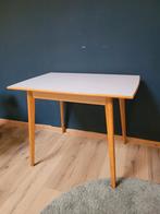 Vintage Tafel - Stevig en Degelijk, Huis en Inrichting, Tafels | Eettafels, Ophalen, Gebruikt, 50 tot 100 cm, Kunststof