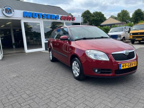 Skoda FABIA 1.4-16V, AIRCO, CRUISE, uitzonderlijk mooi!, Auto's, Skoda, Bedrijf, Fabia, ABS, Airbags, Airconditioning, Boordcomputer