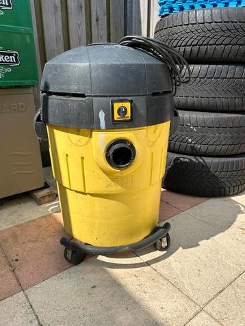 Waterstofzuiger waterzuiger Karcher beschikbaar voor biedingen