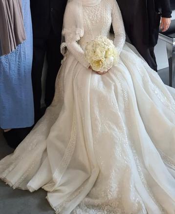 Prachtige bruidsjurk/gelinlik, haure couture beschikbaar voor biedingen