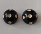 Vintage blauwe houten clip oorbellen met witte stippen., Sieraden, Tassen en Uiterlijk, Oorbellen, Ophalen of Verzenden, Gebruikt