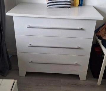 Witte Commode Interbaby beschikbaar voor biedingen