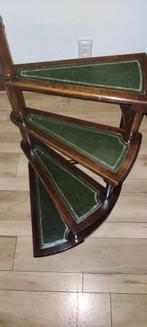 Boekenkast Trapje - Decoratief en Praktisch, Ophalen