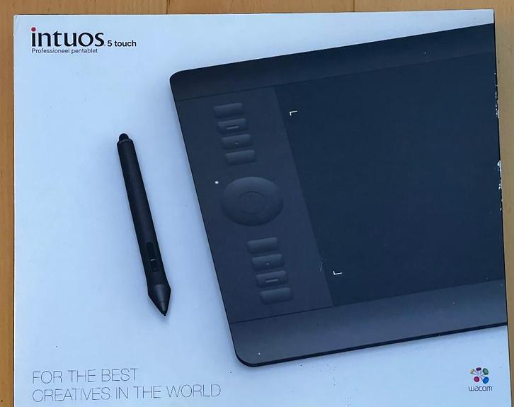 Wacom Intuos 5 touch medium, Computers en Software, Tekentablets, Gebruikt, Bedraad, Multi-touch, Ophalen of Verzenden