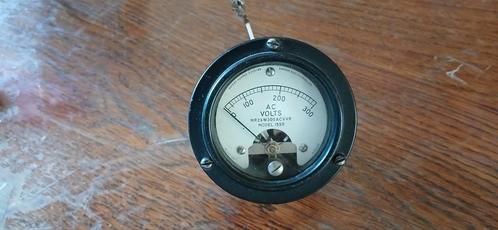 MR26W300 ACVVR MODEL I55R AC volt meter, Doe-het-zelf en Verbouw, Meetapparatuur, Gebruikt, Elektriciteit, Ophalen of Verzenden