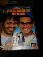 VHS ex-rental - Nerds In Love, Ophalen of Verzenden, Gebruikt
