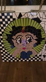 Mozaiek van Betty Boop, Ophalen