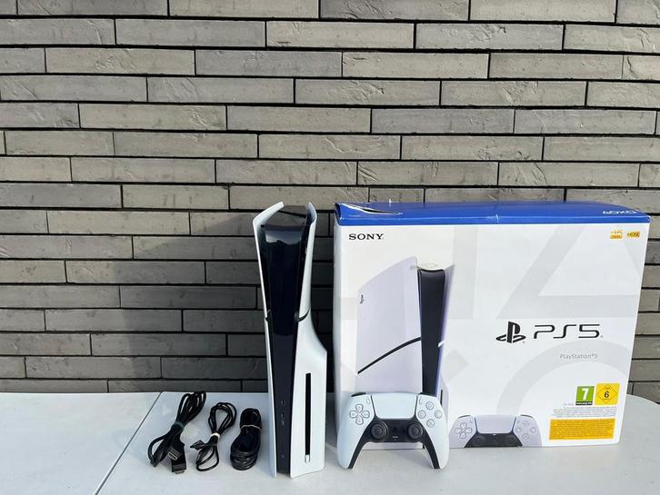 Playstatiom 5 slim disc + controller, Spelcomputers en Games, Spelcomputers | Sony PlayStation 5, Zo goed als nieuw, Playstation 5
