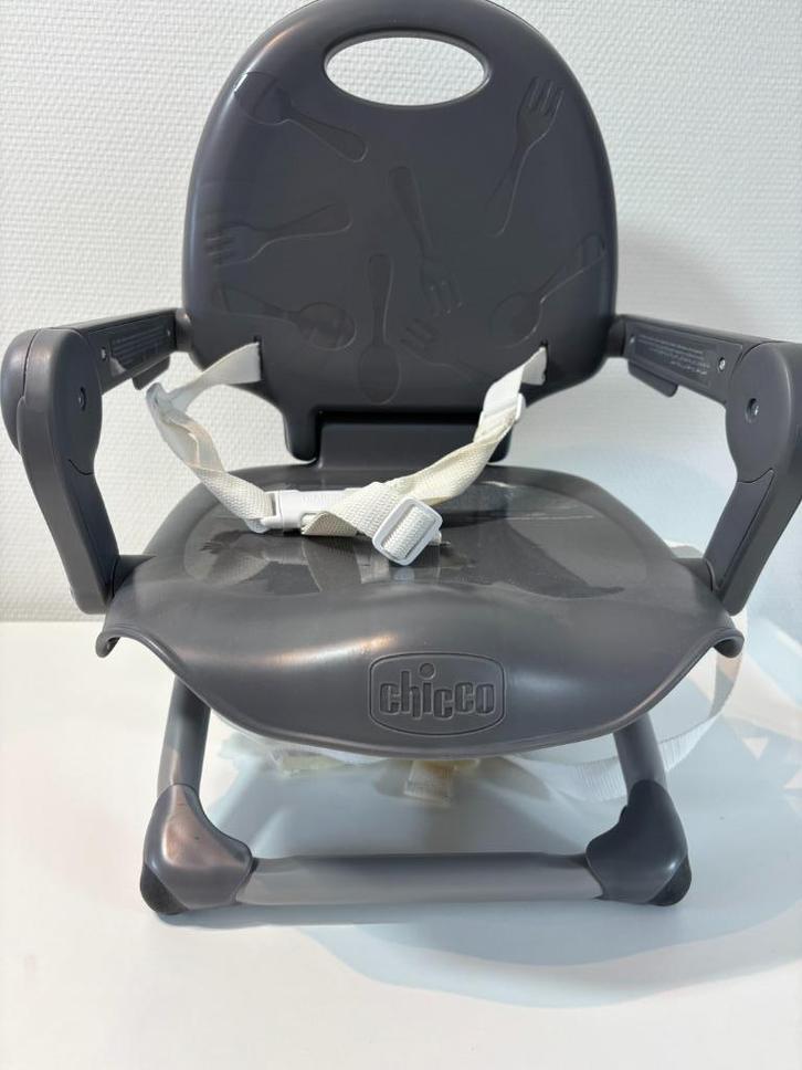 Chicco Portable Booster Seat / Travel High Chair with Tray, Kinderen en Baby's, Autostoeltjes, Zo goed als nieuw, Chicco, 0 t/m 18 kg