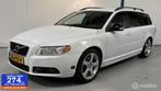 Volvo V70 2.5FT R-design AUTOMAAT / YOUNGTIMER, Auto's, Volvo, Euro 4, 1568 kg, 750 kg, 5 cilinders