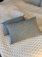 2x Elvang Alpaca Wollen Kussens - Nieuwstaat!, Ophalen of Verzenden, Zo goed als nieuw, Grijs, Rechthoekig