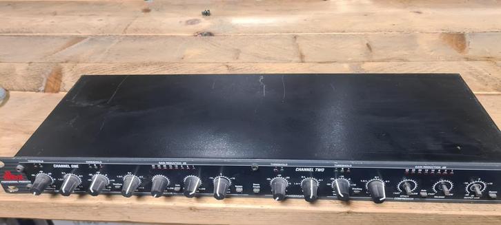 Div comp/lim, mic pre-amp, de esser, quad gate, Muziek en Instrumenten, Effecten, Ophalen