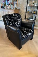 Mooie fauteuils in stof/leer (2 stuks), Huis en Inrichting, Fauteuils, Ophalen, Minder dan 75 cm, Hout, Zo goed als nieuw