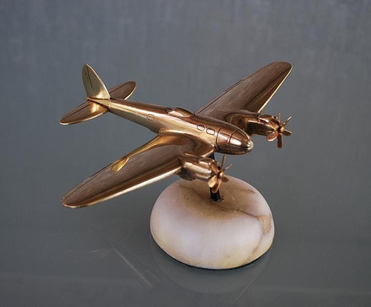 Heinkel He 111 Messing op wit marmer Duitsland 1935–1944, Antiek en Kunst, Curiosa en Brocante, Ophalen of Verzenden