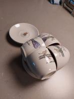 4 kop en schotels lavendel | Jet, Huis en Inrichting, Keuken | Servies, Ophalen of Verzenden, Zo goed als nieuw, Overige stijlen