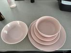 Roze servies van Ikea, Huis en Inrichting, Keuken | Servies, Ophalen, Gebruikt, Bord(en), Effen
