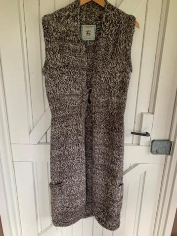 INTI handmade 100% wol vest maat L beschikbaar voor biedingen