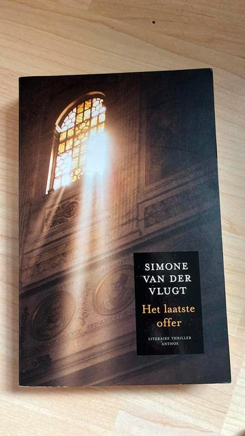Simone van der Vlugt - Het laatste offer beschikbaar voor biedingen