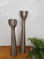 Mooie vintage Scandinavische design kandelaars Bijenkorf., Overige kleuren, 25 tot 50 cm, Ophalen of Verzenden, Zo goed als nieuw