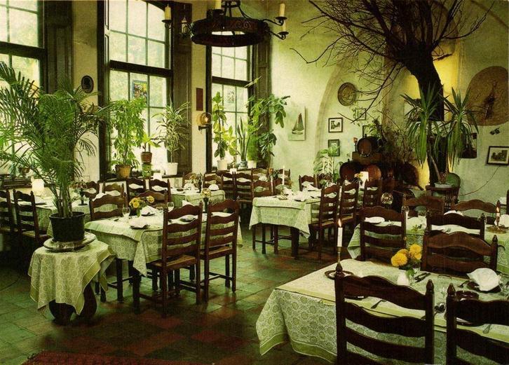 Restaurant Het Weeshuys, Geertruidenberg - reclamekaart, Verzamelen, Ansichtkaarten | Nederland, Ongelopen, Noord-Brabant, Voor 1920