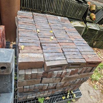Nieuwe metselstenen 775 beschikbaar voor biedingen