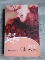 Ann Cleeves - Onschuld Thriller / detective Euro 1,50, Boeken, Gelezen, Ann Cleeves, Ophalen of Verzenden, Europa overig