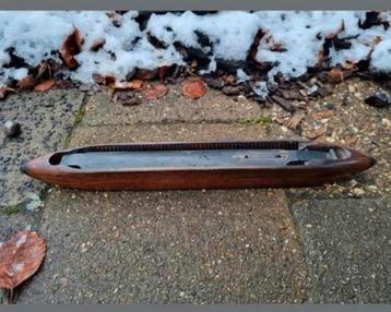 Schietspoel snelspoel Naaimachine weefgetouw antiek oud!

 beschikbaar voor biedingen