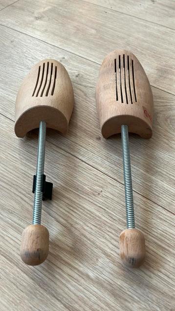 Schoenspanners beschikbaar voor biedingen