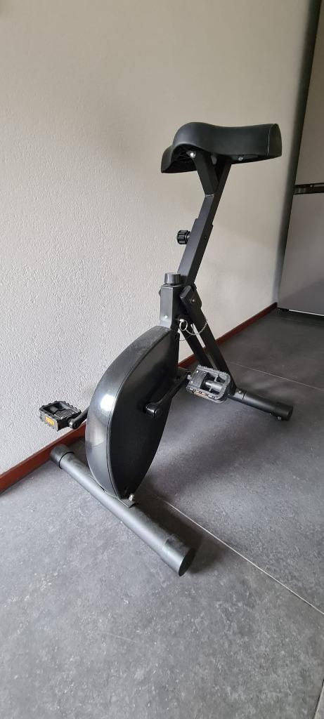 Deskbike - zwart, Huis en Inrichting, Bureaustoelen, Zo goed als nieuw, Bureaufiets, Zwart, Ergonomisch, Ophalen