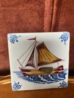 Handgeschilderd tegeltje met boot uit Workum, Ophalen