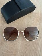 Prada Zonnebril Nude/Wit PR67XS, Zonnebril, Prada, Beige, Ophalen of Verzenden