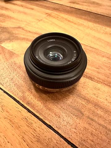 Panasonic Lumix 20mm f1.7 prime lens 