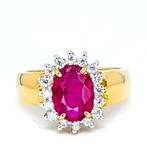 18 Karaat ring met Robijn en briljanten., Sieraden, Tassen en Uiterlijk, Ringen, Ophalen, Zo goed als nieuw, 17 tot 18, Met edelsteen