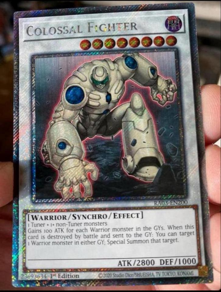 Yu-Gi-Oh! Colossal Fighter RA03 1st Edition Mint !, Hobby en Vrije tijd, Verzamelkaartspellen | Yu-gi-Oh!, Zo goed als nieuw, Losse kaart