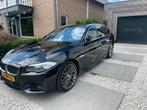 BMW 5-Serie 535I 225KW Touring Xdrive 2012 Zwart, Auto's, Automaat, 2000 kg, 109 €/maand, Zwart