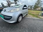 Peugeot 107 1.0 12V 3DR 2006 Grijs, Auto's, Voorwielaandrijving, 765 kg, 4 stoelen, 68 pk