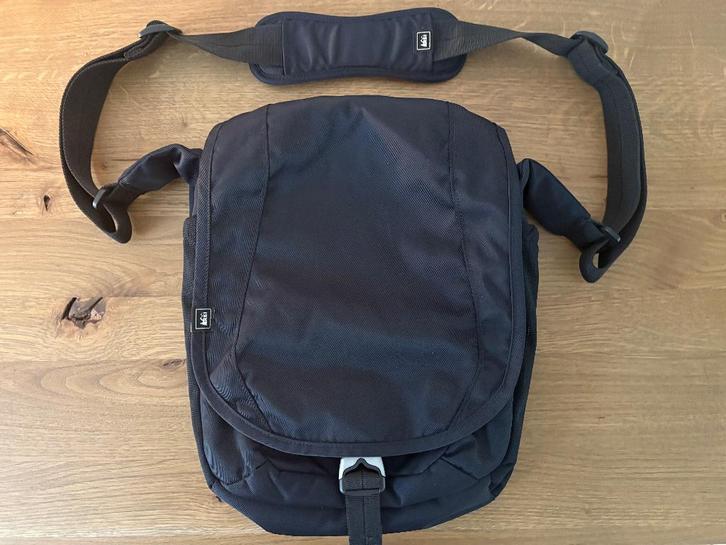 REI Serenity Messenger Bag / Schoudertas, Zgan!, Sieraden, Tassen en Uiterlijk, Tassen | Schoudertassen, Zo goed als nieuw, Overige merken