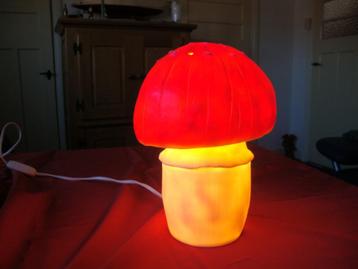 Kinderkamer lamp beschikbaar voor biedingen