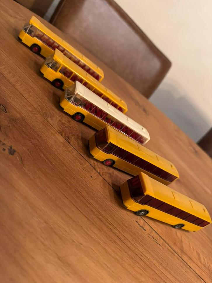 Stadsbussen bus stadsvervoer 1:87 den oudsten, Hobby en Vrije tijd, Modelauto's | 1:87, Gebruikt, Bus of Vrachtwagen, Wiking, Ophalen of Verzenden